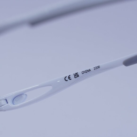 NIKE AERIAL E DZ7353 100 Sunglasses White Geometric Frame, Road Tint Lenses - Picture 7 of 10